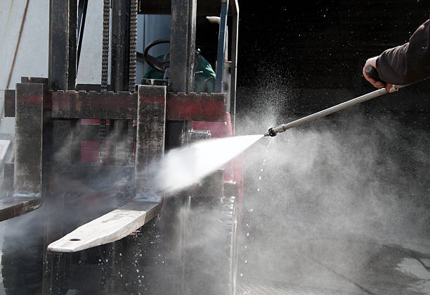 Best Spring Cleaning  in Williamston, MI